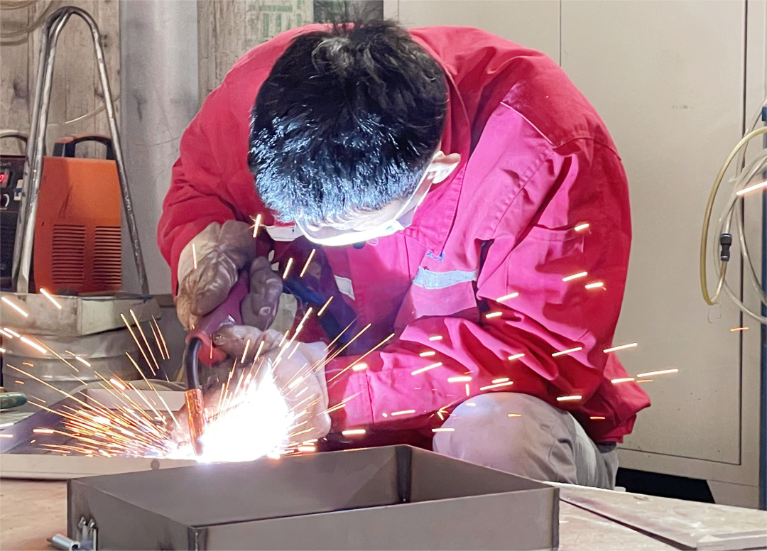 鈑金焊工3.png 鈑金焊工3.png