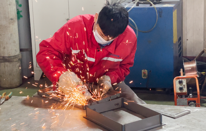 鈑金焊工1.png 鈑金焊工1.png