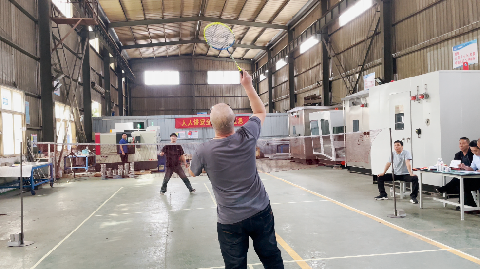 羽毛球2.png 羽毛球2.png